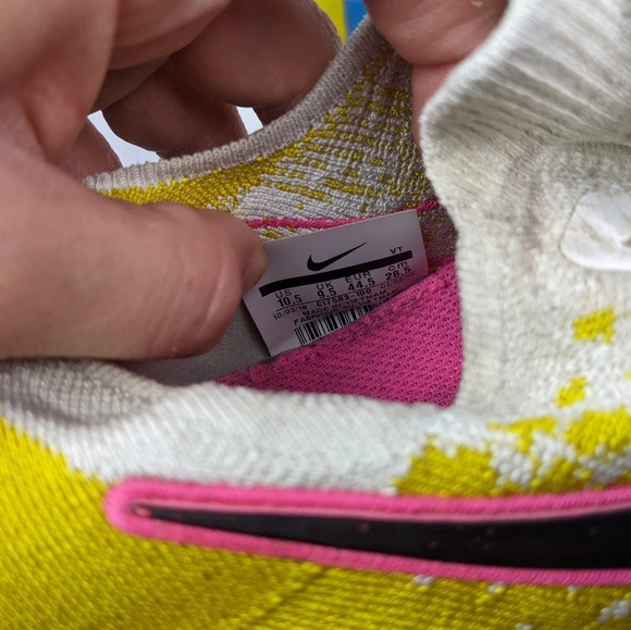 Nike Epic React Flyknit 2 White/Pink Blast CI7583-100 Lace Up Sneakers Men 10.5 main image 6
